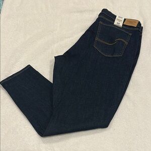 Levi Strauss Signature Gold Women's Totally Shaping Skinny Jeans